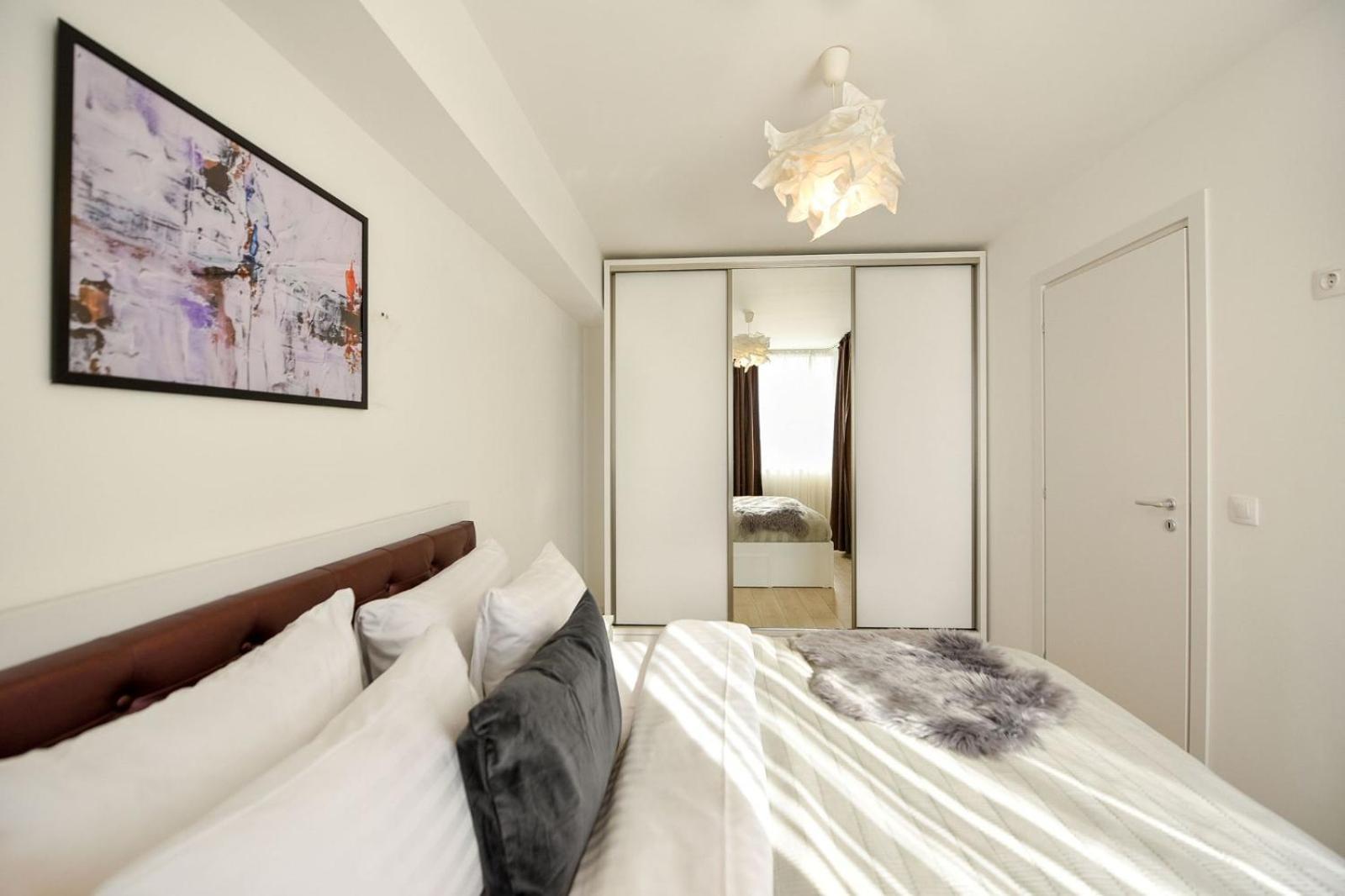 ブカレストWonderfull 1Br Aviatieiアパートメント エクステリア 写真